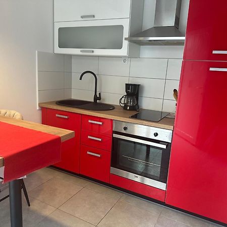 Apartments Peloza Πόρετς Εξωτερικό φωτογραφία