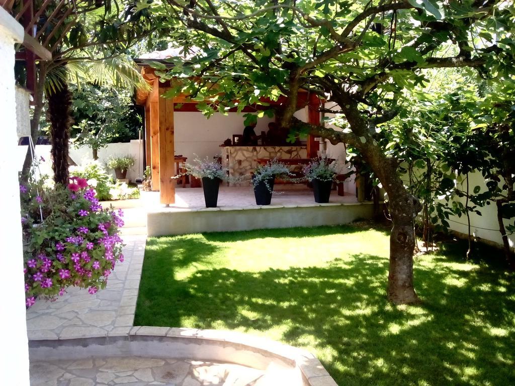 Apartments Peloza Πόρετς Δωμάτιο φωτογραφία